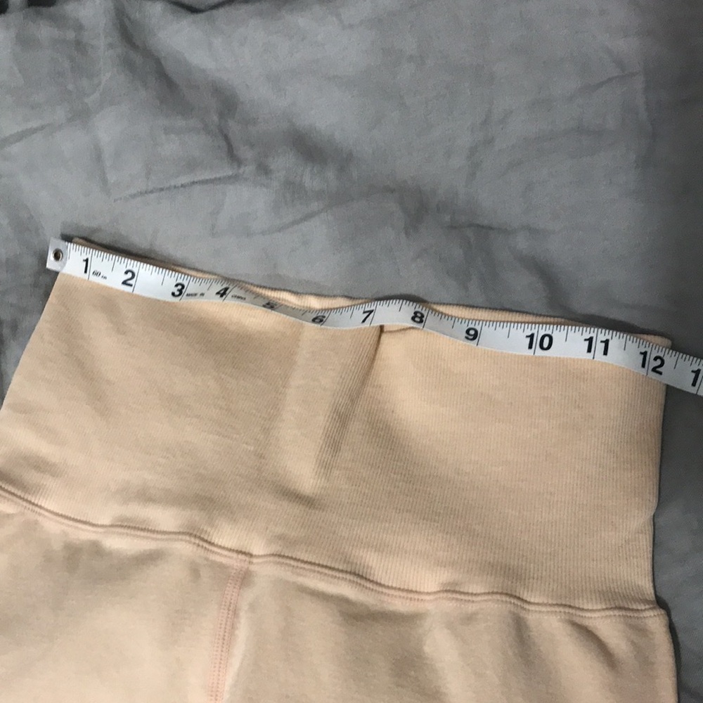 🆕 Naturyl Fit Leggings Creme - Picture 3 of 4